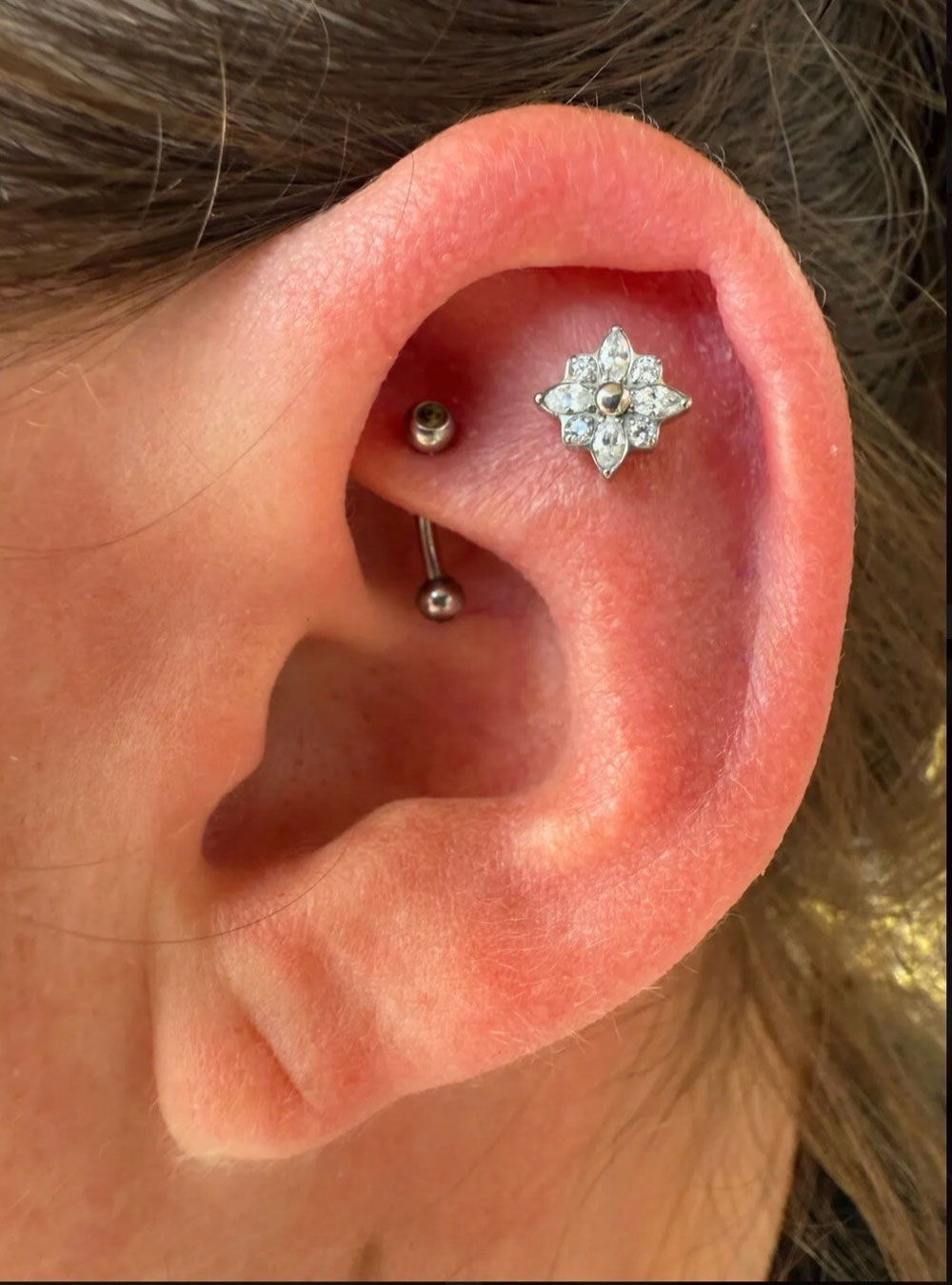 ear piercing  studio